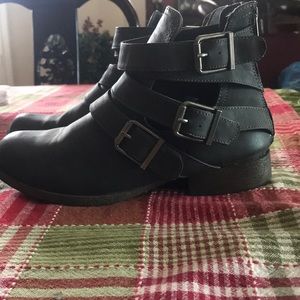 Woman’s ankle boots